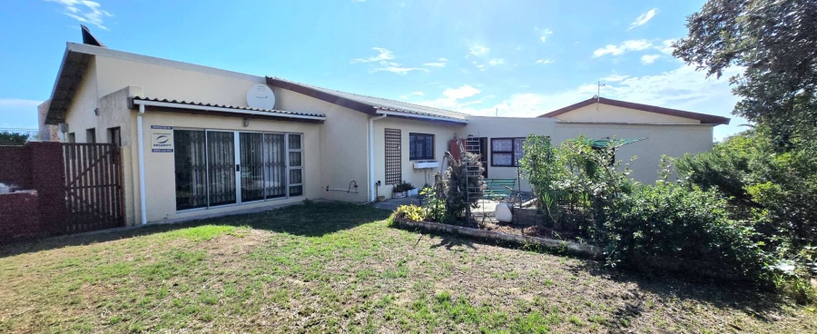 3 Bedroom Property for Sale in Franskraal Western Cape